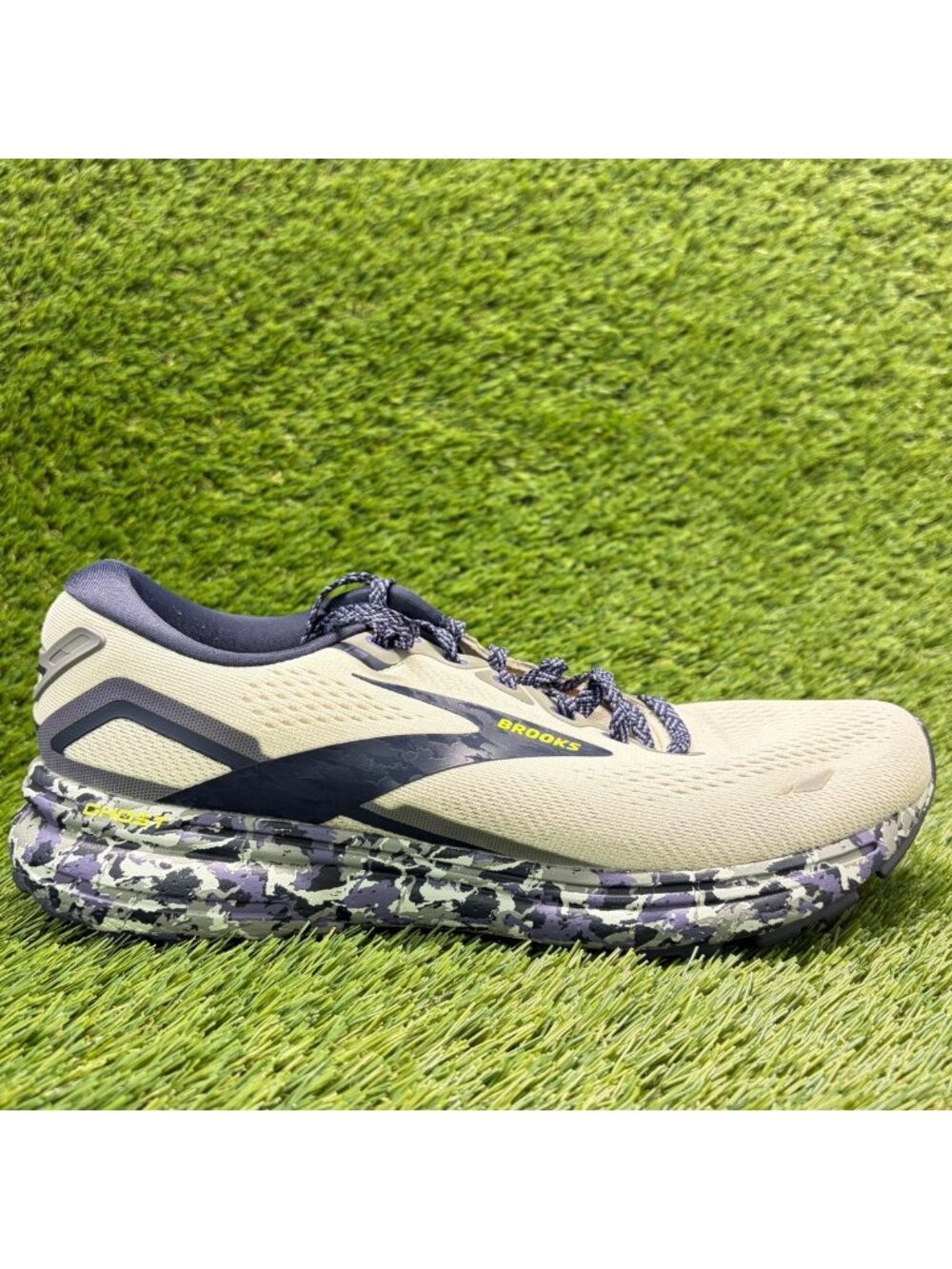 Brooks Ghost 15 Womens Size 10 Gray Blue Camo Athletic Running Shoes Sneakers